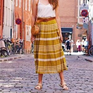 Handwoven circle bag